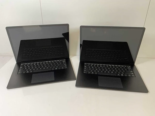 Microsoft corporation surface 3 15”, core(tm) i5 10th gen, 16 gb ram, 256 gb nvme touchscreen laptops (2x) - afbeelding 1 van  13