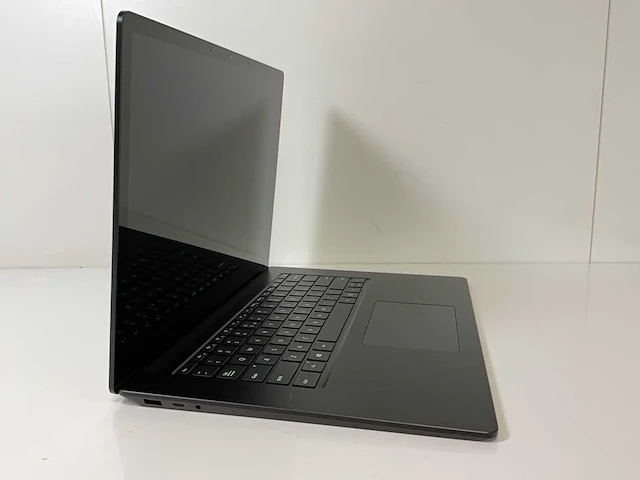 Microsoft corporation surface 3 15”, core(tm) i5 10th gen, 16 gb ram, 256 gb nvme touchscreen laptops (2x) - afbeelding 11 van  16