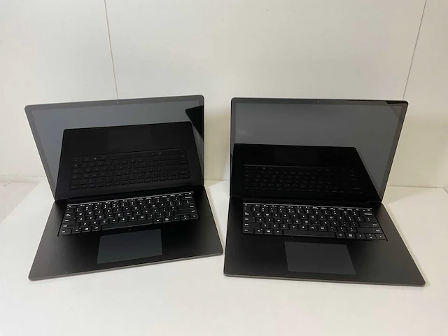 Microsoft corporation surface 3 15”, core(tm) i5 10th gen, 16 gb ram, 256 gb nvme touchscreen laptops (2x) - afbeelding 1 van  16