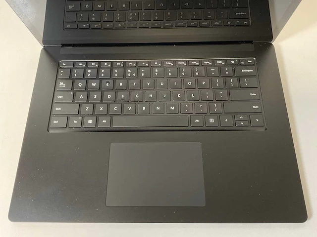 Microsoft corporation surface 3 15”, core(tm) i5 10th gen, 16 gb ram, 256 gb nvme touchscreen laptops (2x) - afbeelding 13 van  16