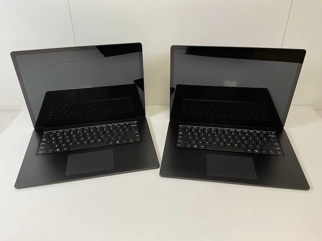 Microsoft corporation surface 3 15”, core(tm) i5 10th gen, 16 gb ram, 256 gb nvme touchscreen laptops (2x) - afbeelding 1 van  16