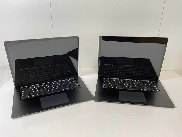 Microsoft corporation surface 3 15”, core(tm) i5 10th gen, 16 gb ram, 256 gb nvme touchscreen laptops (2x) - afbeelding 1 van  16
