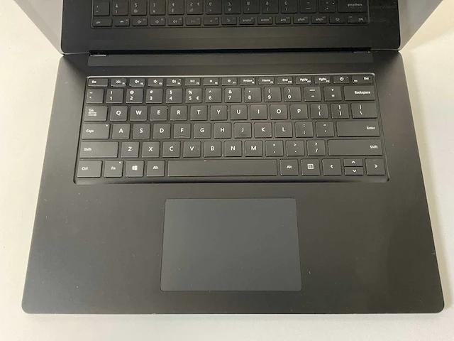 Microsoft corporation surface 3 15”, core(tm) i5 10th gen, 16 gb ram, 256 gb nvme touchscreen laptops (2x) - afbeelding 13 van  16