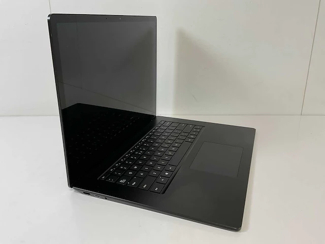 Microsoft corporation surface 3 15”, core(tm) i5 10th gen, 16 gb ram, 256 gb nvme touchscreen laptops (2x) - afbeelding 9 van  14
