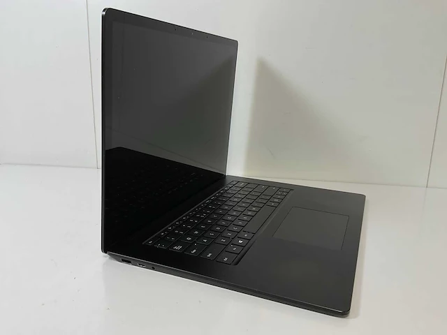Microsoft corporation surface 3 15”, core(tm) i5 10th gen, 16 gb ram, 256 gb nvme touchscreen laptops (2x) - afbeelding 12 van  17