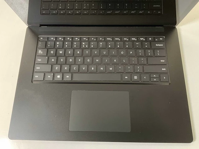 Microsoft corporation surface 3 15”, core(tm) i5 10th gen, 16 gb ram, 256 gb nvme touchscreen laptops (2x) - afbeelding 13 van  16