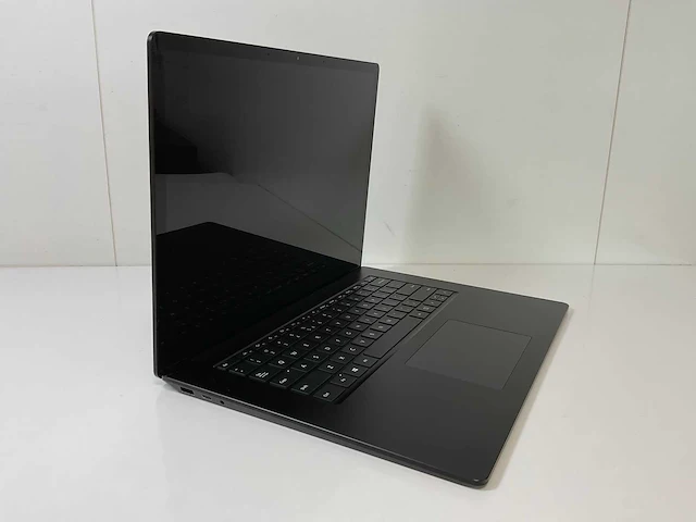 Microsoft corporation surface 3 15”, core(tm) i5 10th gen, 16 gb ram, 256 gb nvme touchscreen laptops (2x) - afbeelding 11 van  16