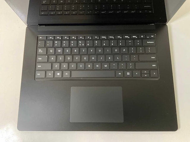 Microsoft corporation surface 3 15”, core(tm) i5 10th gen, 16 gb ram, 256 gb nvme touchscreen laptops (2x) - afbeelding 13 van  16