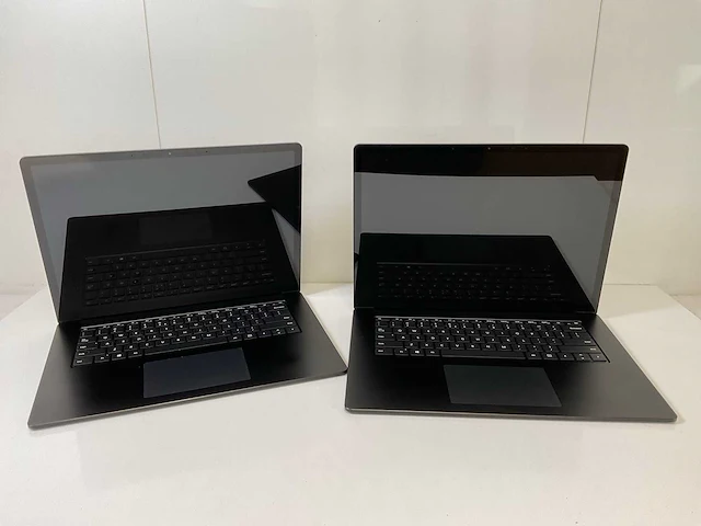 Microsoft corporation surface 3 15”, core(tm) i5 10th gen, 16 gb ram, 256 gb nvme touchscreen laptops (2x) - afbeelding 1 van  16