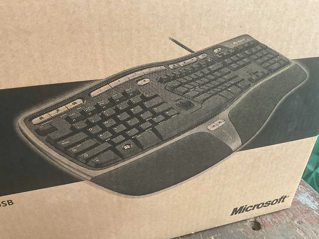 Microsoft natural ergonomic 4000 toetsenbord (20x) - afbeelding 1 van  4