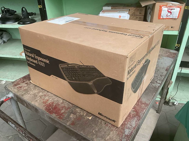 Microsoft natural ergonomic 4000 toetsenbord (20x) - afbeelding 3 van  4