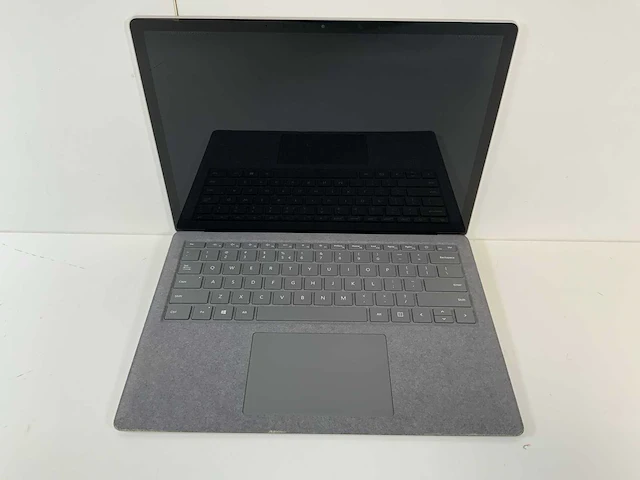 Microsoft surface 3 13.5", core(tm) i5 10th gen, 8 gb ram, 256 gb nvme laptop - afbeelding 1 van  7