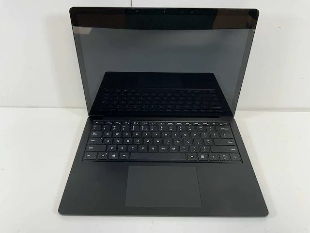 Microsoft surface 3 13,5", core(tm) i7 10e generatie, 16 gb ram, 256 gb nvme-laptop - afbeelding 1 van  7