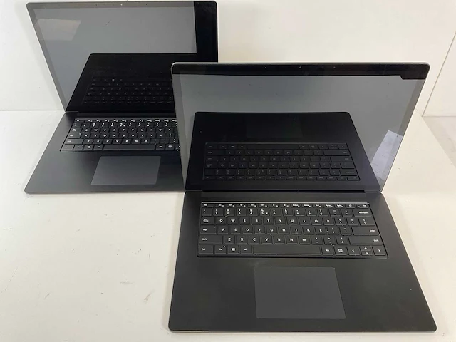 Microsoft surface 3 15”, core(tm) i5 10th gen, 16 gb ram, 256 gb nvme laptops (2x) - afbeelding 1 van  12