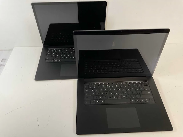 Microsoft surface 3 15”, core(tm) i5 10th gen, 16 gb ram, 256 gb nvme laptops (2x) - afbeelding 1 van  15
