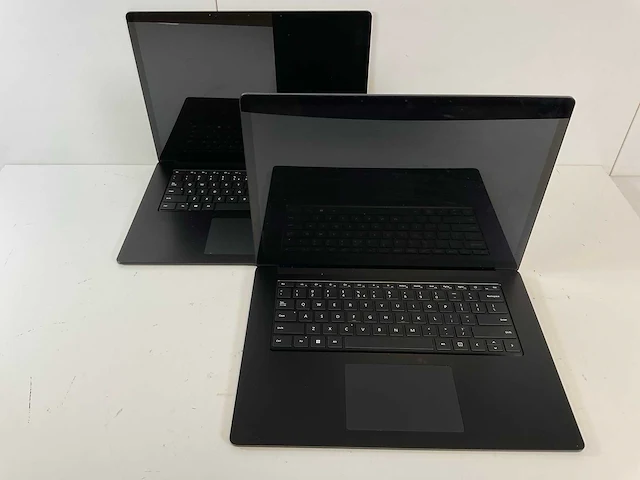 Microsoft surface 3 15”, core(tm) i5 10th gen, 16 gb ram, 256 gb nvme laptops (2x) - afbeelding 1 van  15