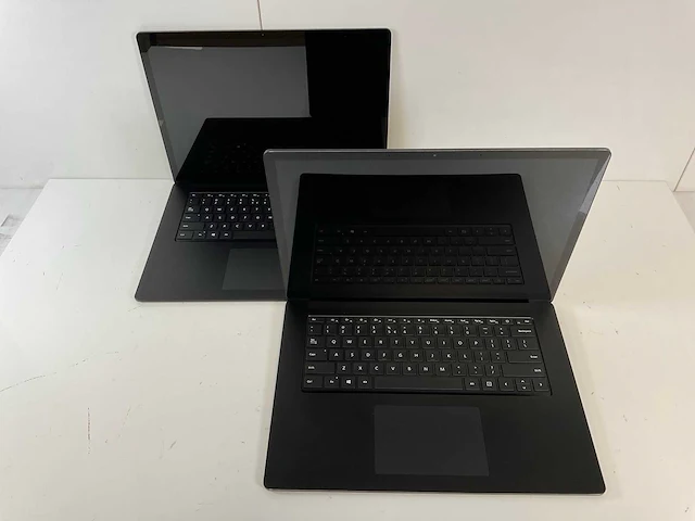 Microsoft surface 3 15”, core(tm) i5 10th gen, 16 gb ram, 256 gb nvme laptops (2x) - afbeelding 1 van  15