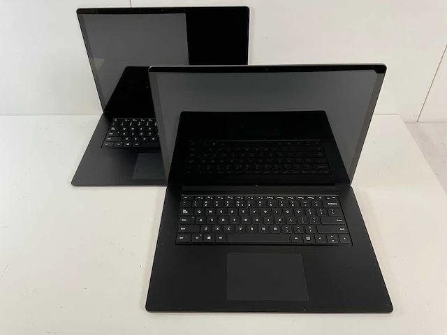 Microsoft surface 3 15”, core(tm) i5 10th gen, 16 gb ram, 256 gb nvme laptops (2x) - afbeelding 1 van  15