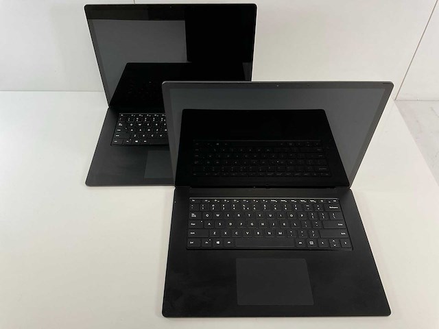 Microsoft surface 3 15”, core(tm) i5 10th gen, 16 gb ram, 256 gb nvme laptops (2x) - afbeelding 1 van  15
