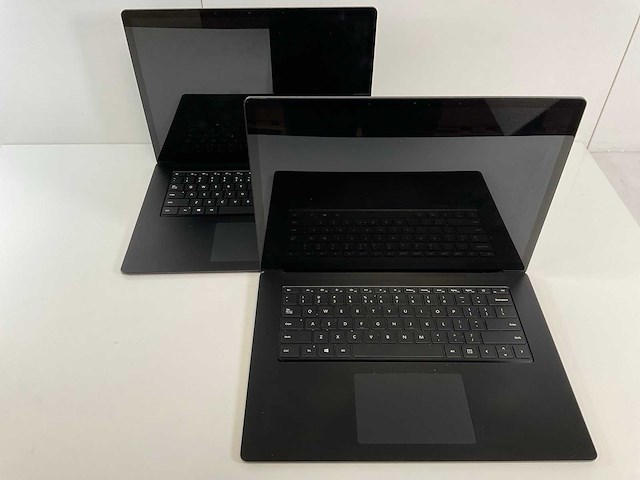 Microsoft surface 3 15”, core(tm) i5 10th gen, 16 gb ram, 256 gb nvme laptops (2x) - afbeelding 1 van  15