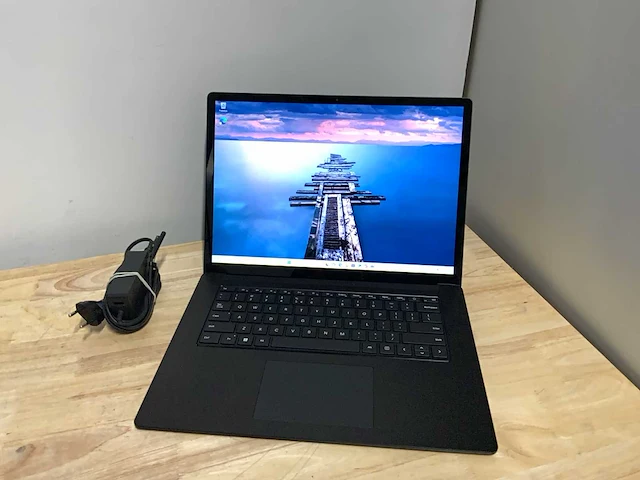 Microsoft surface 5 laptop - afbeelding 1 van  6