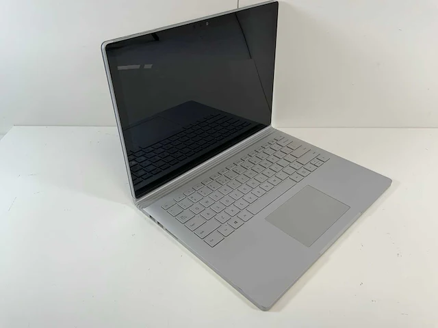Microsoft surface book 2 13.5", core(tm) i7 8th gen, 16 gb ram, 512 gb nvme laptop - afbeelding 2 van  7