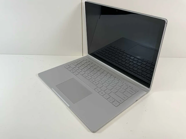 Microsoft surface book 2 13.5", core(tm) i7 8th gen, 16 gb ram, 512 gb nvme laptop - afbeelding 3 van  7
