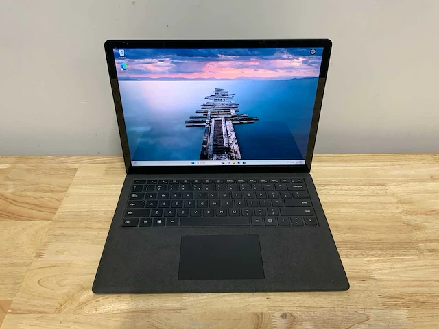 Microsoft surface book (i7) laptop - afbeelding 1 van  6
