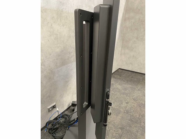 Microsoft surface hub - 55" alles-in-één digitaal whiteboard - afbeelding 6 van  29