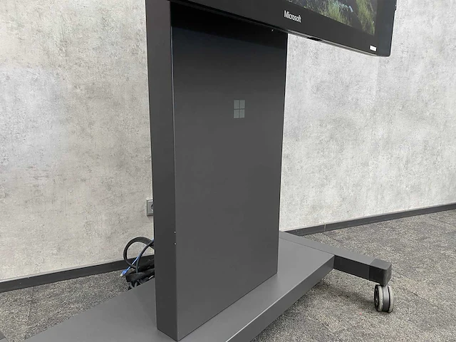 Microsoft surface hub - 55" alles-in-één digitaal whiteboard - afbeelding 26 van  29