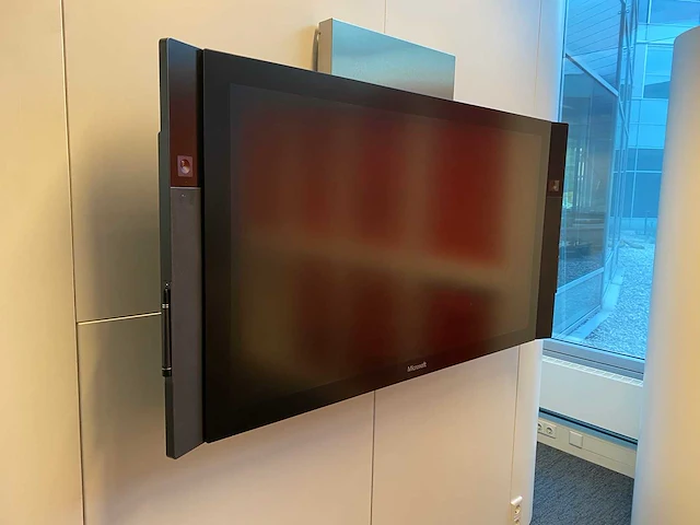 Microsoft surface hub 1597 - 55" interactieve touchscreen monitor met verstelbare muurbeugel - afbeelding 15 van  34