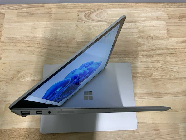 Microsoft surface laptop laptop (2x) - afbeelding 3 van  8