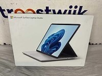 Microsoft surface laptop studio - i5 - 16gb - 256gb ssd - platina grijs - afbeelding 2 van  2