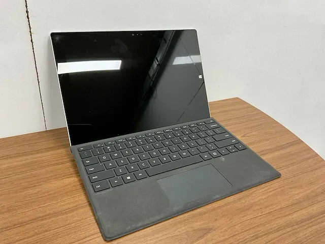 Microsoft surface laptop - afbeelding 1 van  5