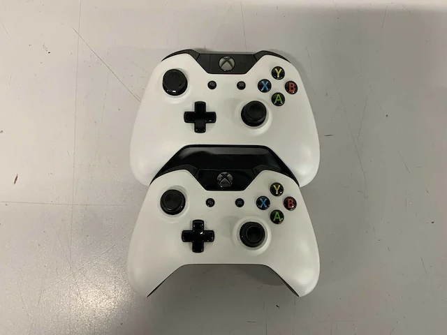 Microsoft xbox series s console - afbeelding 2 van  4