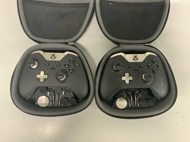 Microsoft xbox series x console - afbeelding 4 van  4