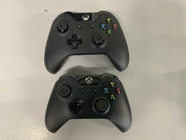 Microsoft xbox series x console - afbeelding 3 van  4
