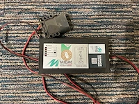 Midac - 24v 30a - acculaders - afbeelding 1 van  2