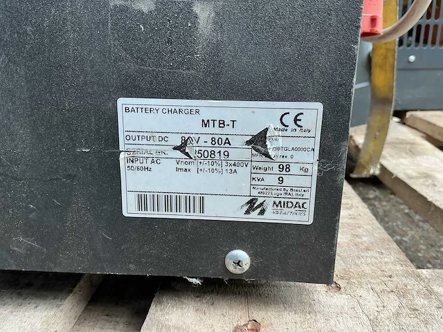 Midac - 80v 80a - battery chargers - afbeelding 3 van  3