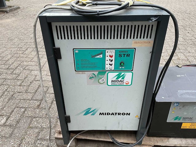 Midac - midatron 48v 80a - battery chargers - afbeelding 1 van  2