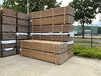 Midden europees grenen - overhangend rabatdeel 3600x145x18mm (168x) - afbeelding 8 van  8