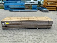 Midden europees grenen - overhangend rabatdeel 3600x145x18mm (196x) - afbeelding 3 van  10