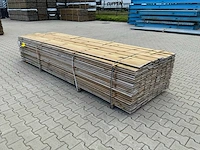 Midden europees grenen - overhangend rabatdeel 3600x145x18mm (196x) - afbeelding 4 van  10