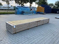 Midden europees grenen - overhangend rabatdeel 5000x145x18mm (168x) - afbeelding 1 van  8