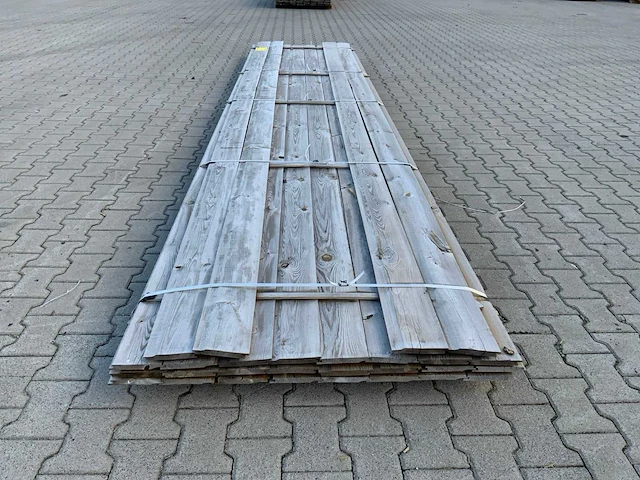 Midden europees grenen - overhangend rabatdeel 5000x145x18mm (28x) - afbeelding 6 van  6