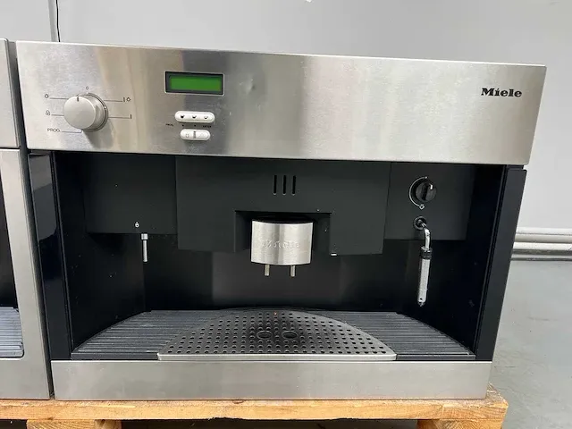 Miele - cva 620 - 2x inbouw koffiemachines - afbeelding 4 van  7