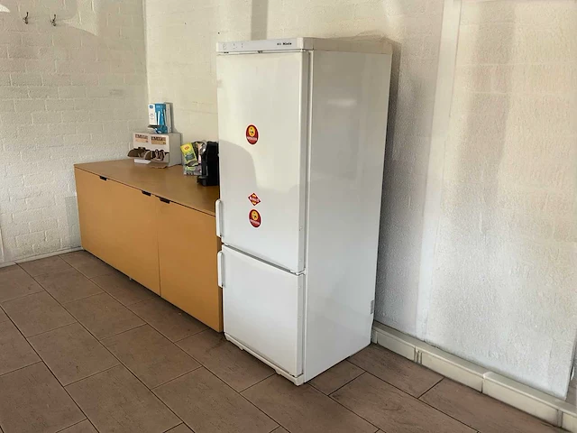 Miele - kd 3424 s - koel/vrieskast - afbeelding 1 van  9