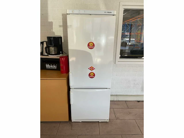 Miele - kd 3424 s - koel/vrieskast - afbeelding 7 van  9