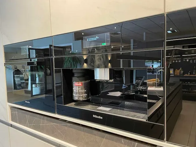 Miele - koffiemachine (c) - afbeelding 1 van  2