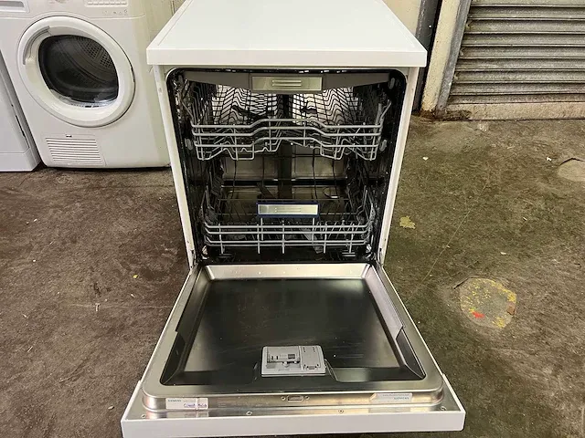 Miele - miele wasmachine + siemens vaatwasser - afbeelding 4 van  13